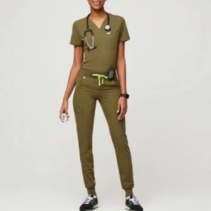 Figs Martini Olive Scrub Set. Size Small TALL. Catarina Top,Zamora TALL Joggers